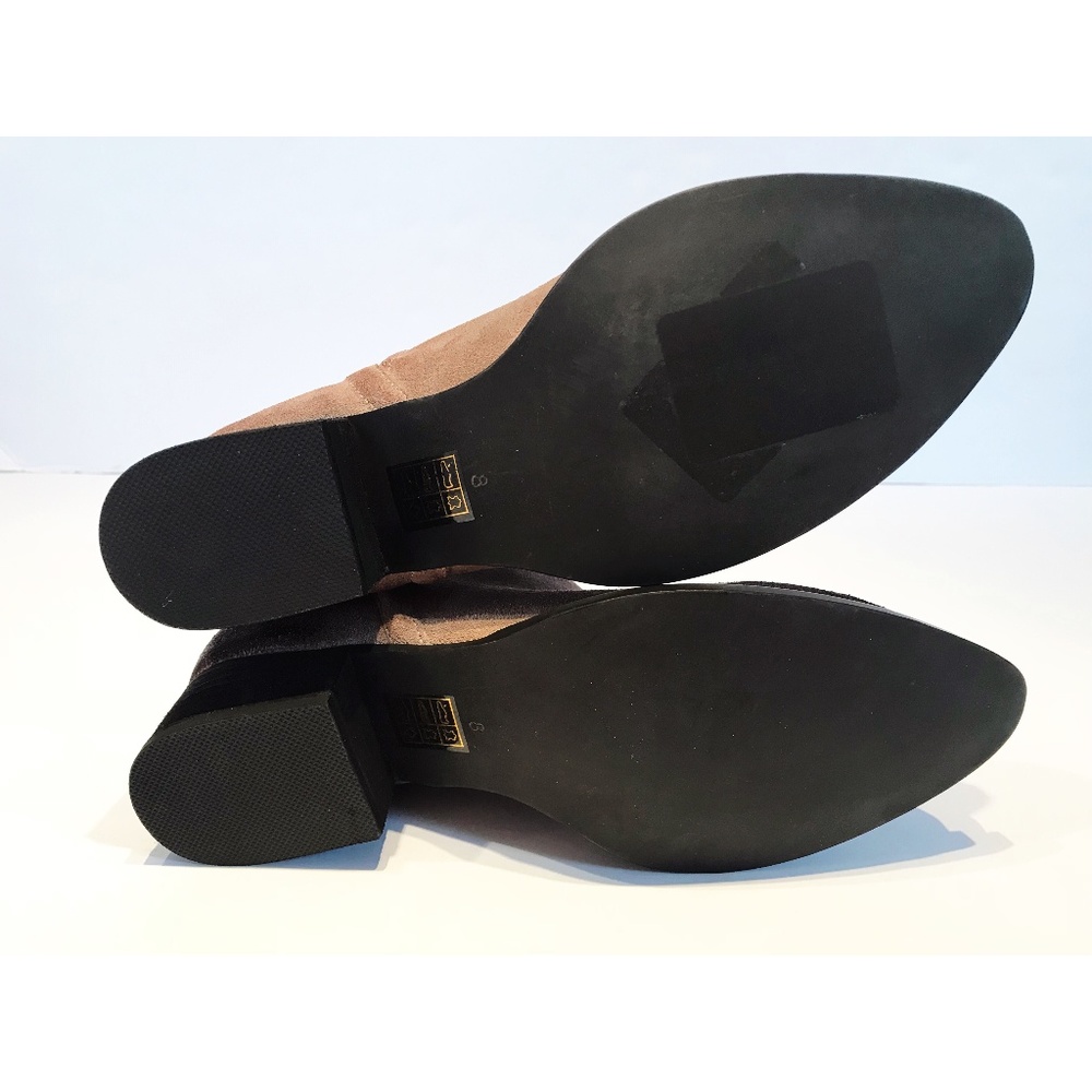 Jeffrey Campbell NWOB Muskrat Booties Side Cut - Picture 8 of 8